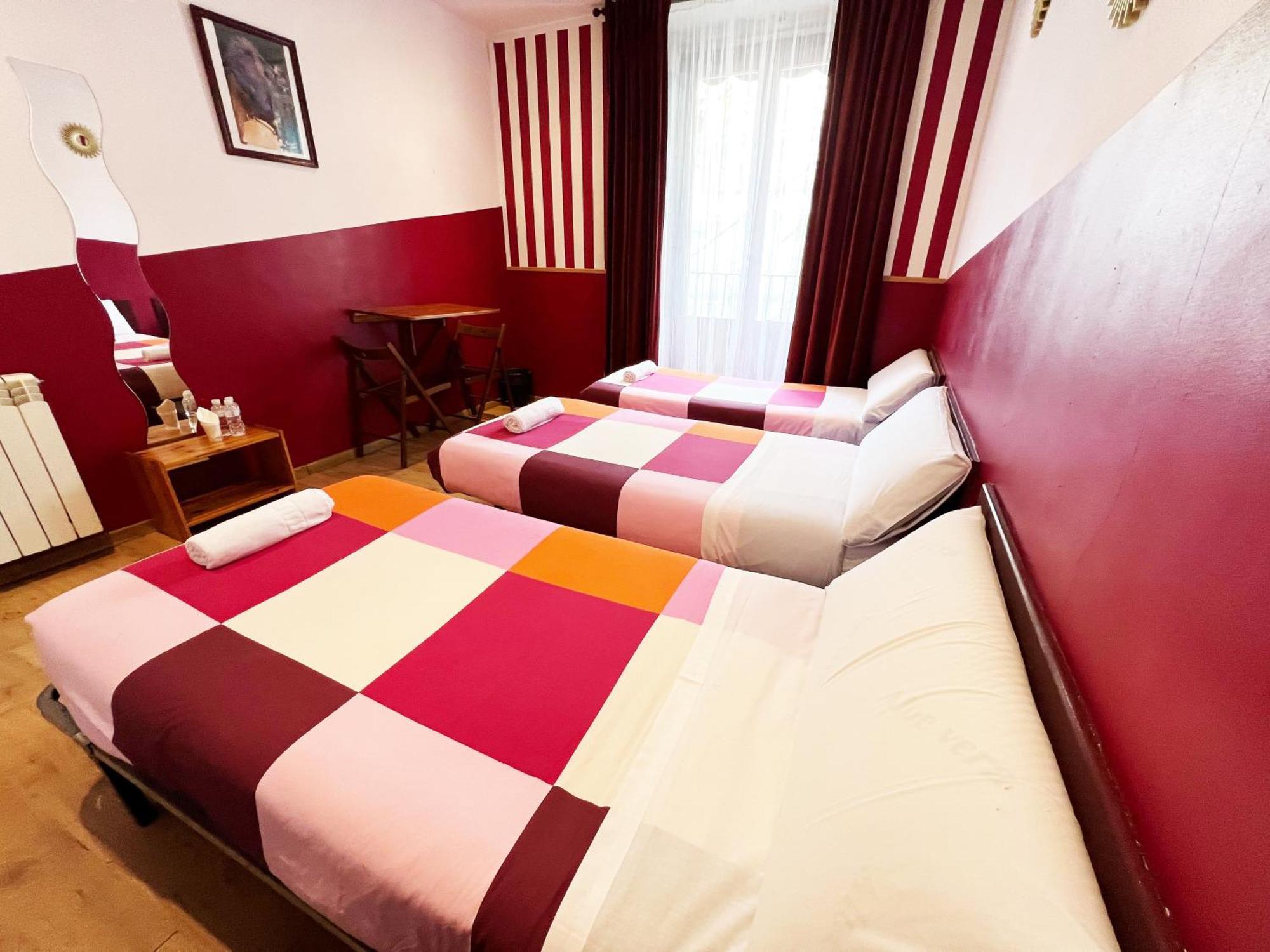 Hostal La Casa De La Plaza — Foto 3